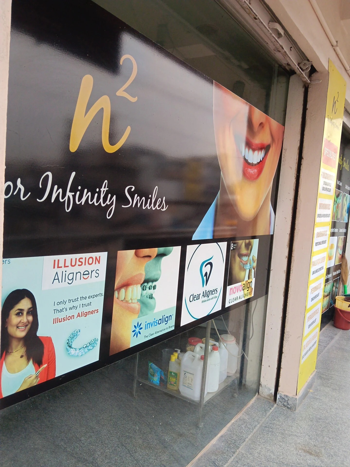 Clinic Exterior View 1